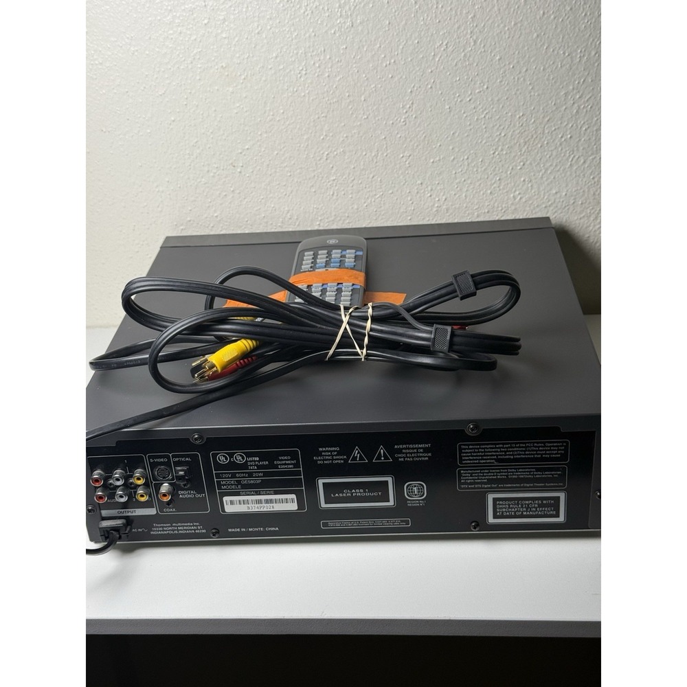 DVD Player With Control Remote - Picture 4 of 11